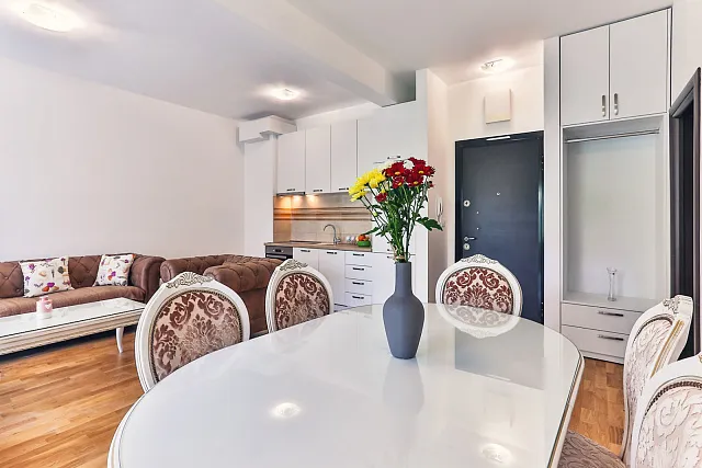 Lux two bedroom apartment with sea view — photo 4